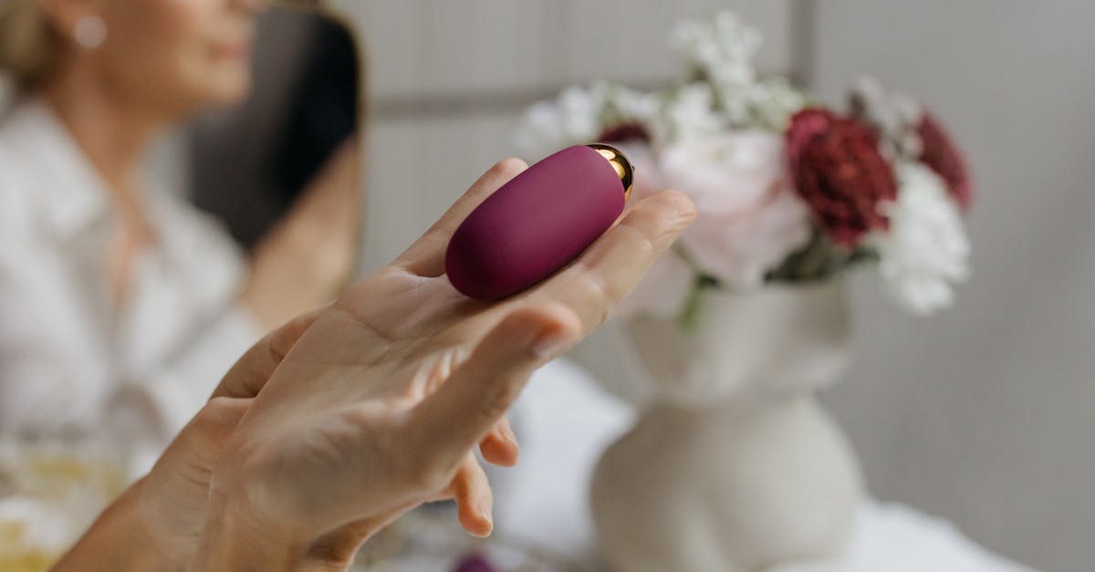 découvrez notre sélection de sextoys adaptés à tous les plaisirs et envies. explorez de nouvelles sensations en toute discrétion grâce à des produits de qualité et des conseils pour une sexualité épanouie.