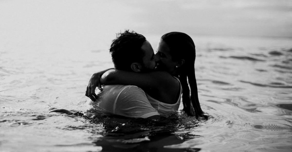 découvrez notre sélection de sextoys pour couples : des accessoires intimes pour pimenter votre relation et explorer de nouveaux plaisirs à deux. discrétion, qualité et sensations garanties !
