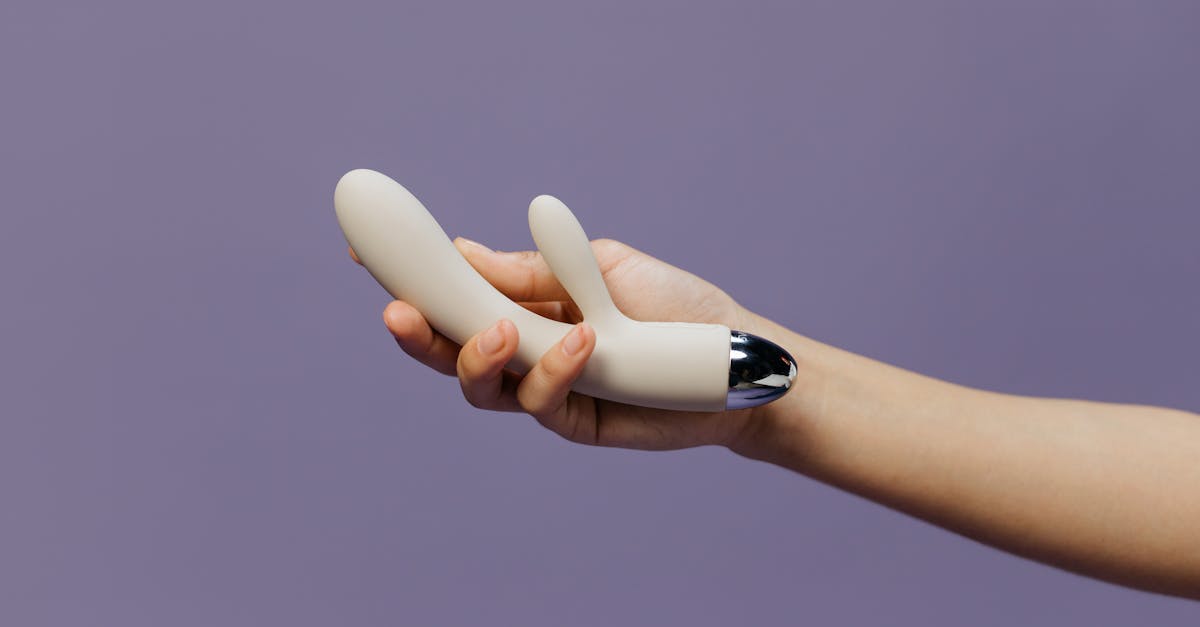 découvrez notre sélection de sex toys pour tous les désirs : accessoires discrets, jouets innovants et plaisir garanti. explorez et épanouissez votre sexualité en toute sécurité et confidentialité.